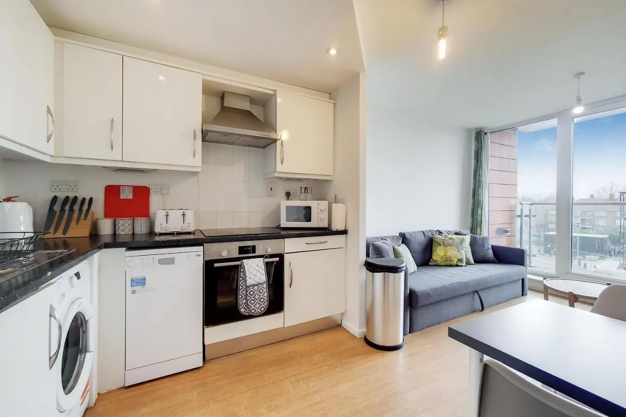 Free Parking - Two Bed Apartment By London Docklands 0*,  United Kingdom